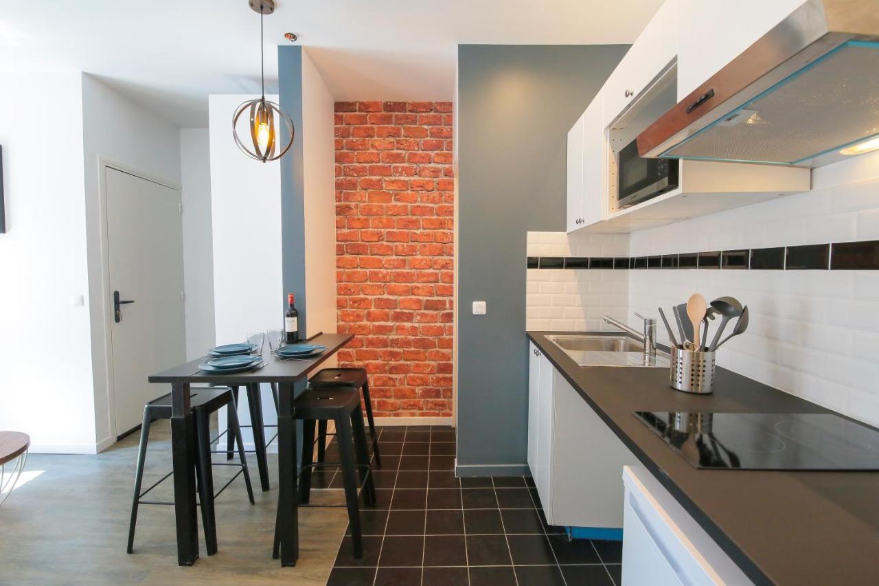 Le Retro, T2 Hypercentre Chic Et Cosy, Wifi Par Sovalfi Apartment Saint-Etienne  Exterior photo